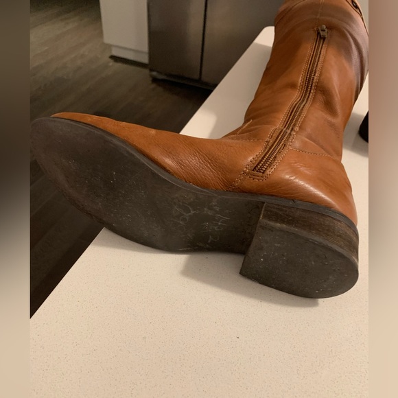 Leather Riding Boots - Picture 5 of 9